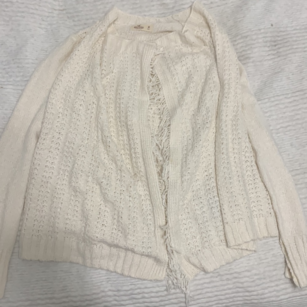 NEW w/o tag comfy Hollister woman’s cardigan